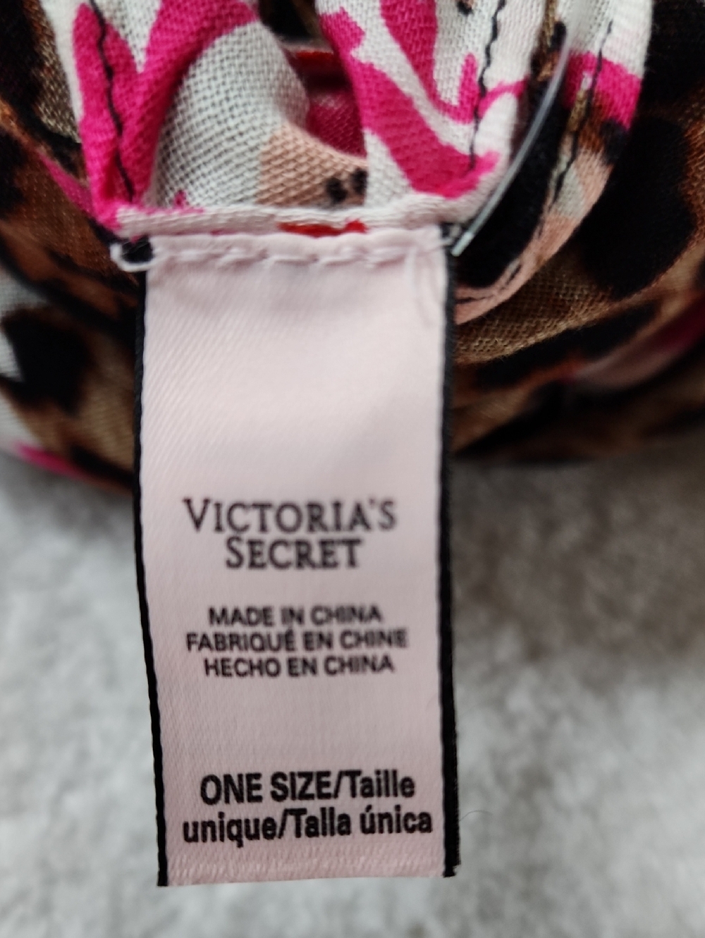 Victoria's Secret Pink Striped Cosmetic Pouch Trio & Scarf New - Picture 7 of 9
